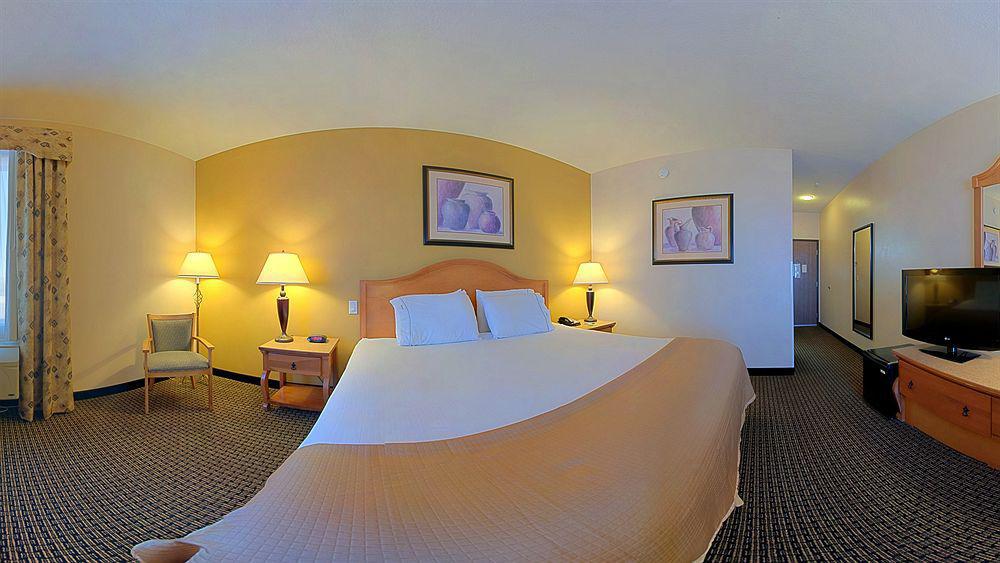 Grand Hotel, A Baymont By Wyndham Hotel Tombstone
