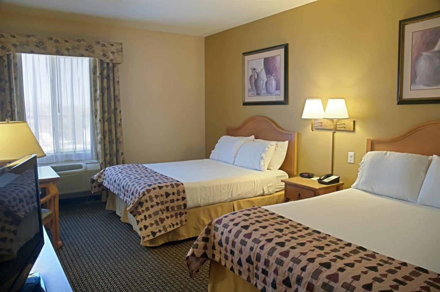 Grand Hotel, A Baymont By Wyndham Hotel 4*