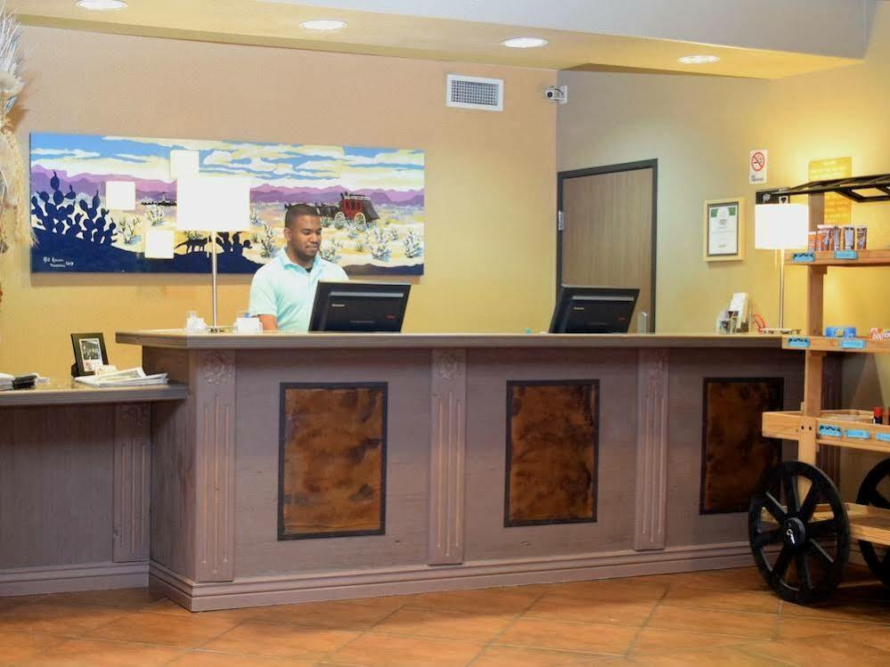 Hotel Grand Hotel, A Baymont By Wyndham