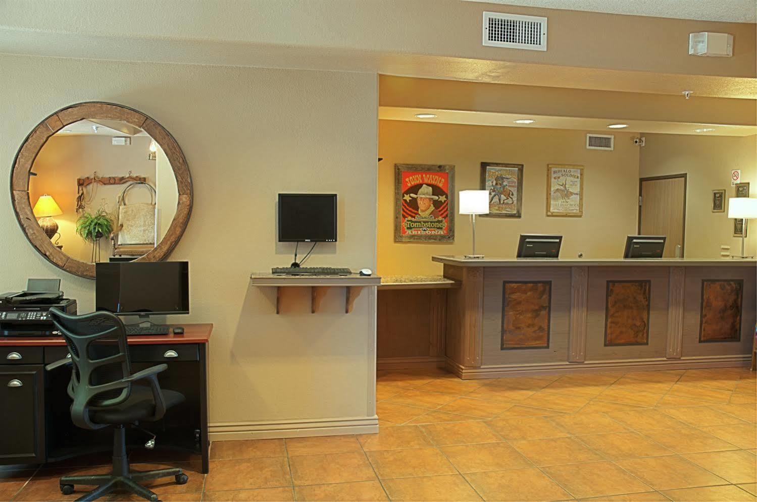 Hotel Grand Hotel, A Baymont By Wyndham 4*