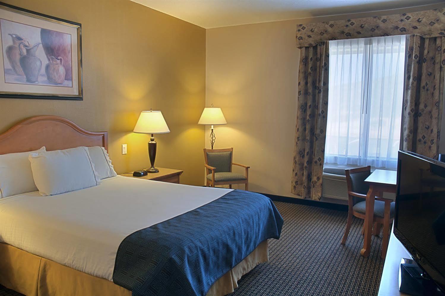 Grand Hotel, A Baymont By Wyndham Hotel Tombstone