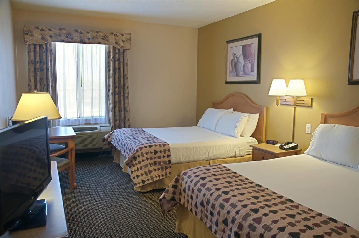 Hotel Grand Hotel, A Baymont By Wyndham